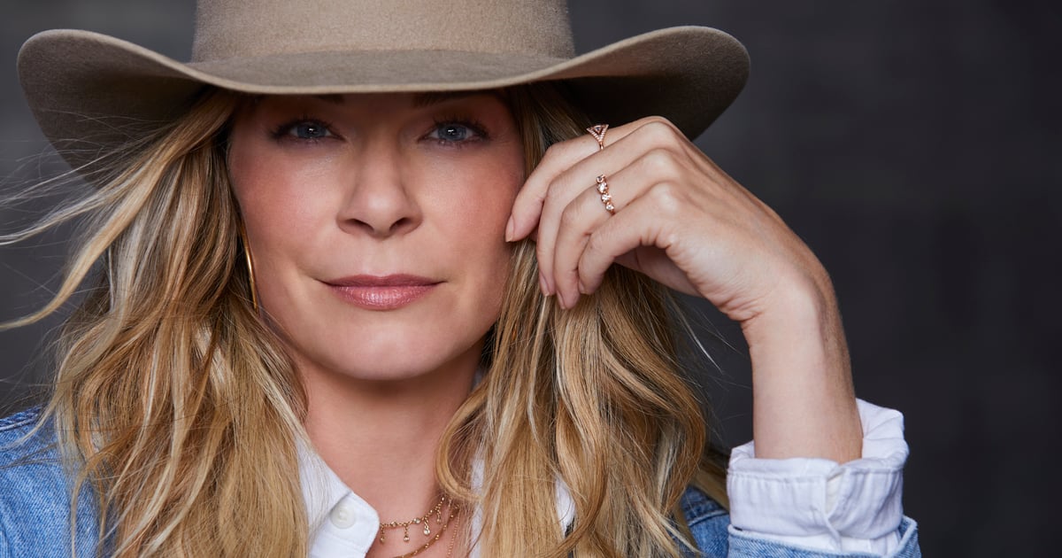 does leann rimes smoke cigarettes this girl is. wishing you all a safe and joyous 4th, wherever you are today! ps the no smoking sign will make sense very soon LeAnn Rimes - BSO