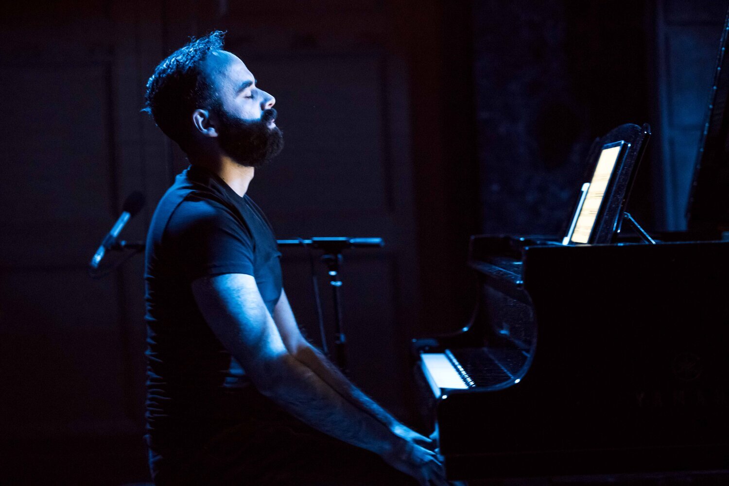 Adam Tendler headshot