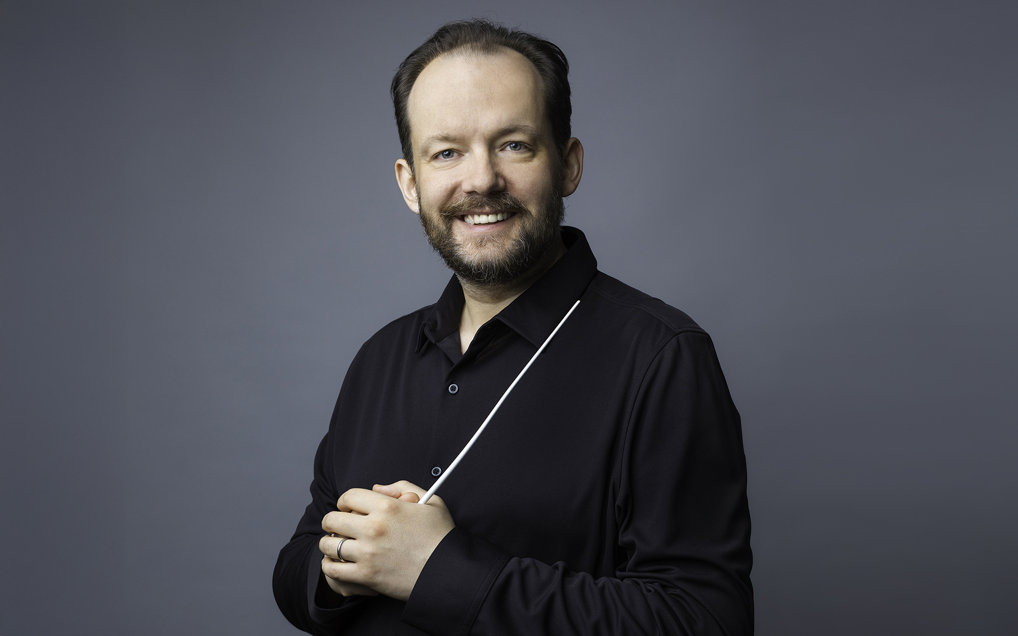 Andris Nelsons headshot