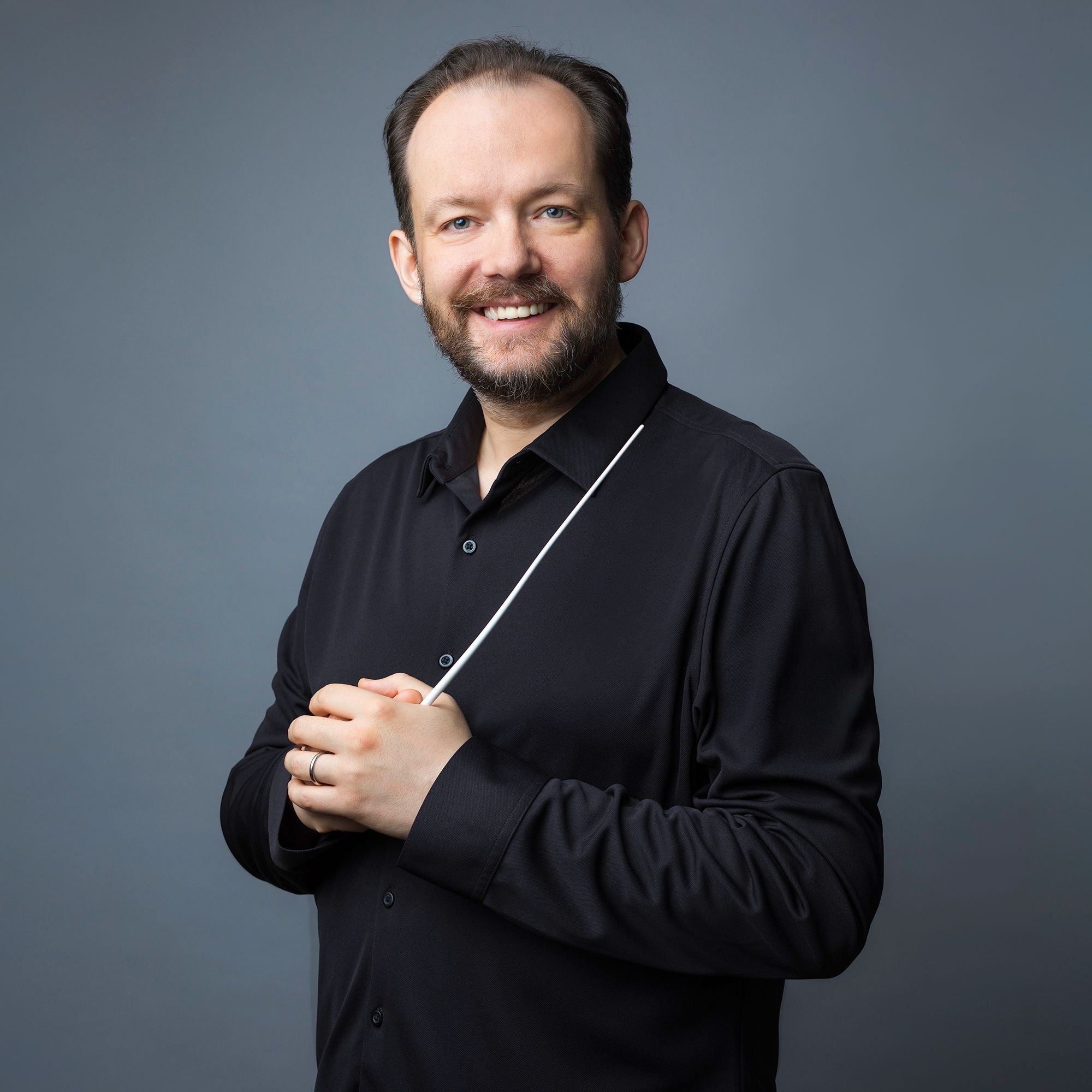 Andris Nelsons headshot