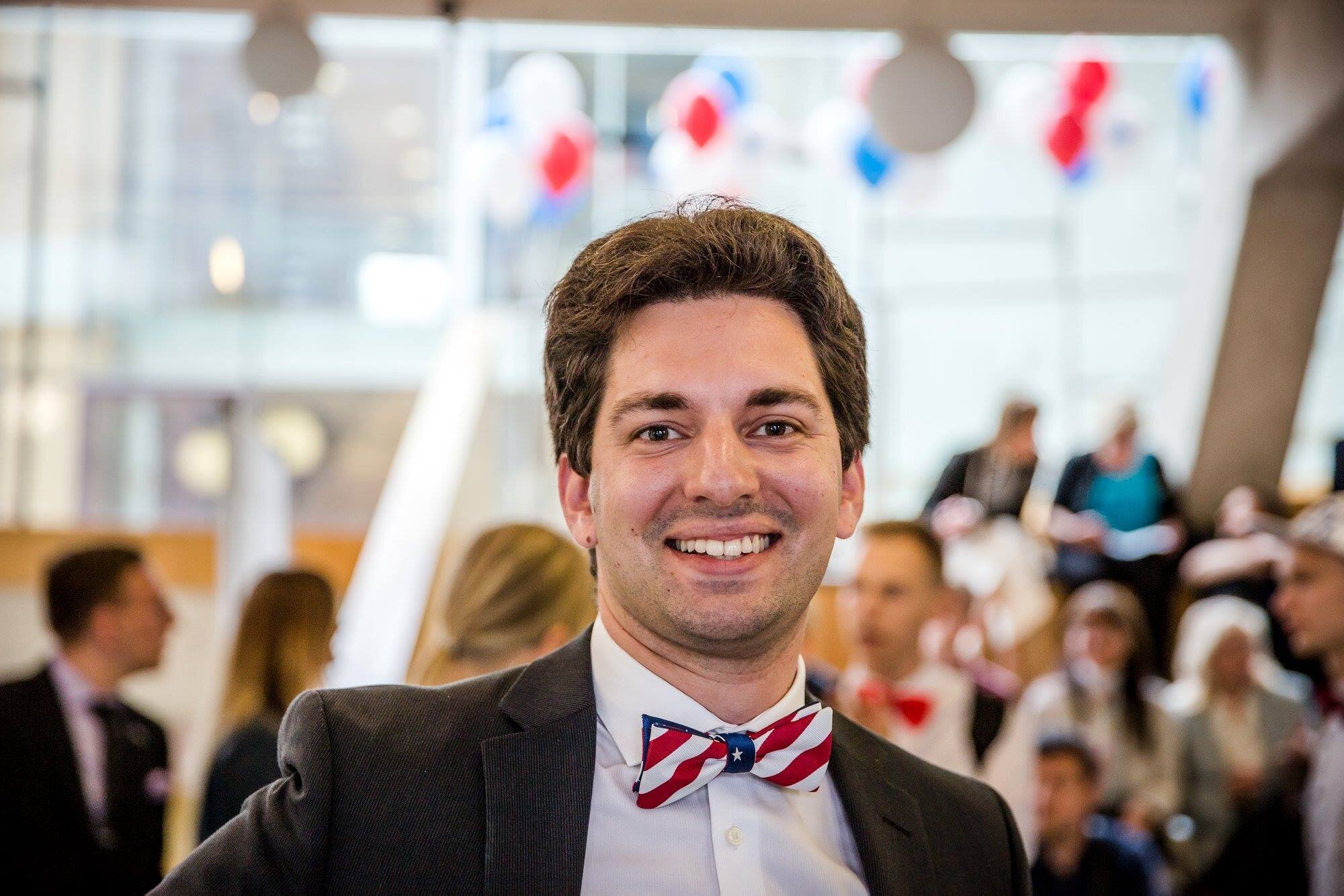 Arik Burakovsky headshot