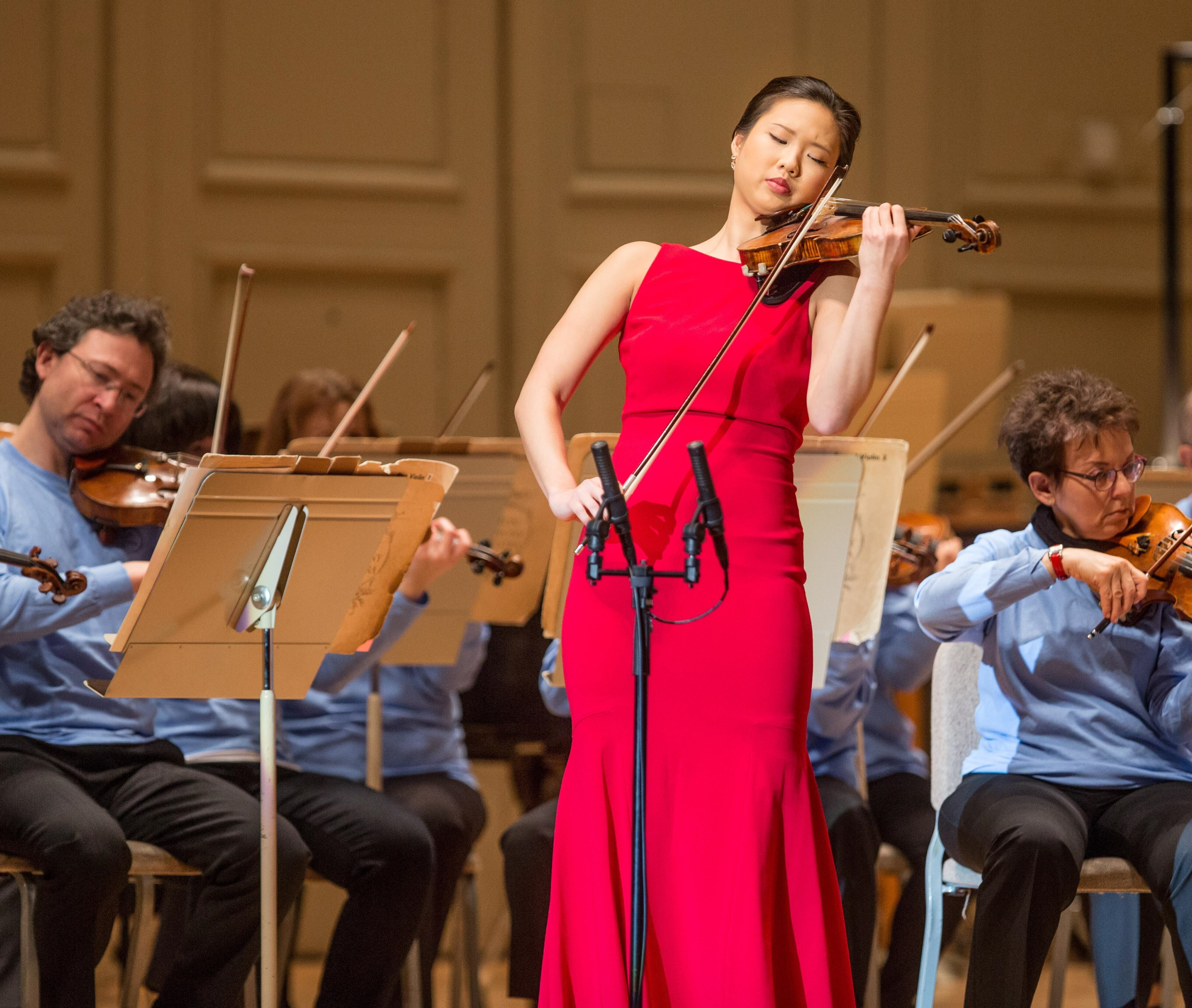 Christine Hong plays as soloist violinist at 2016 BSO Family Concert