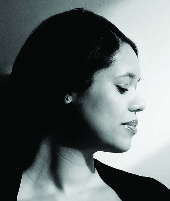 Hannah Kendall headshot