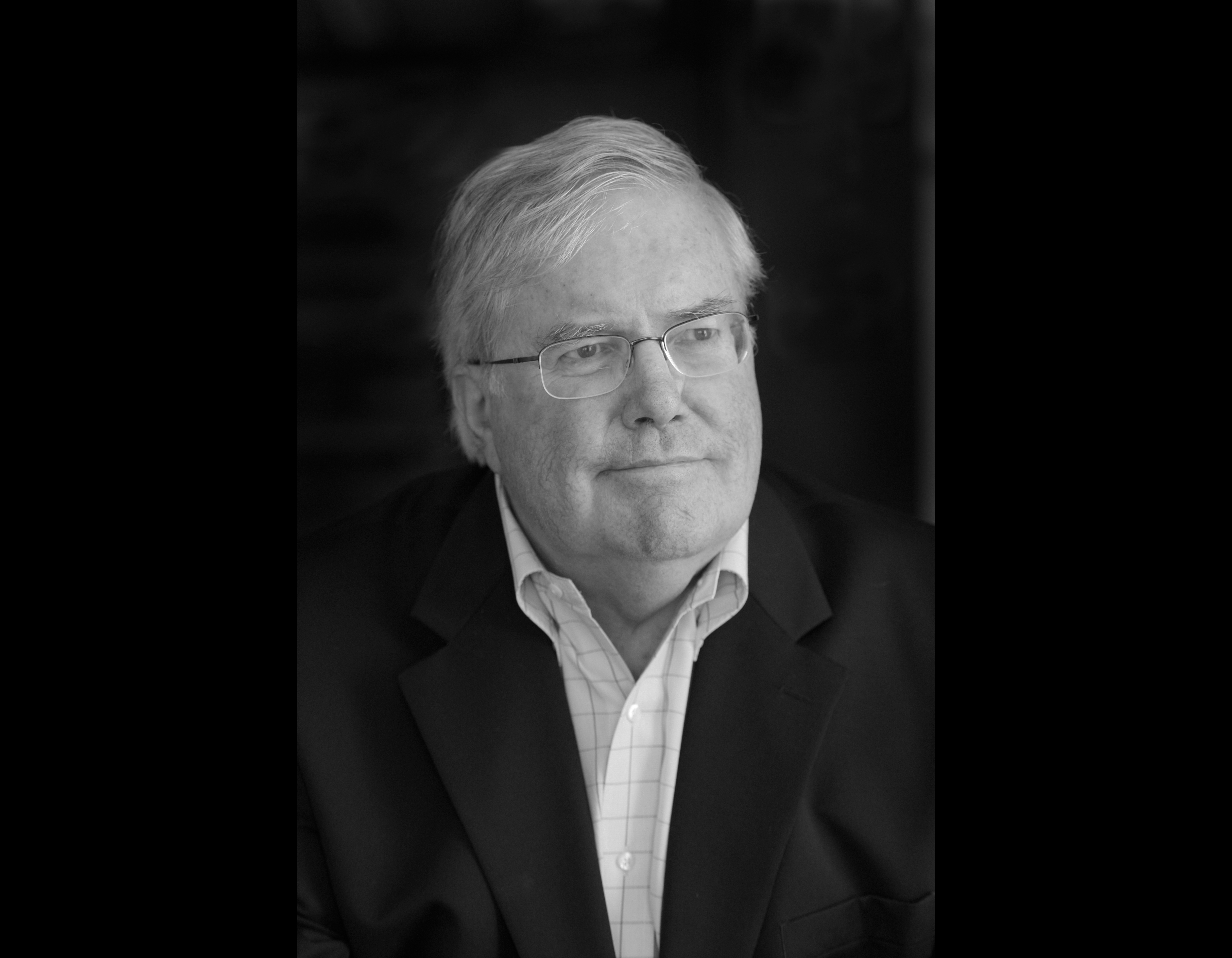 Black and white portrait of David Mugar