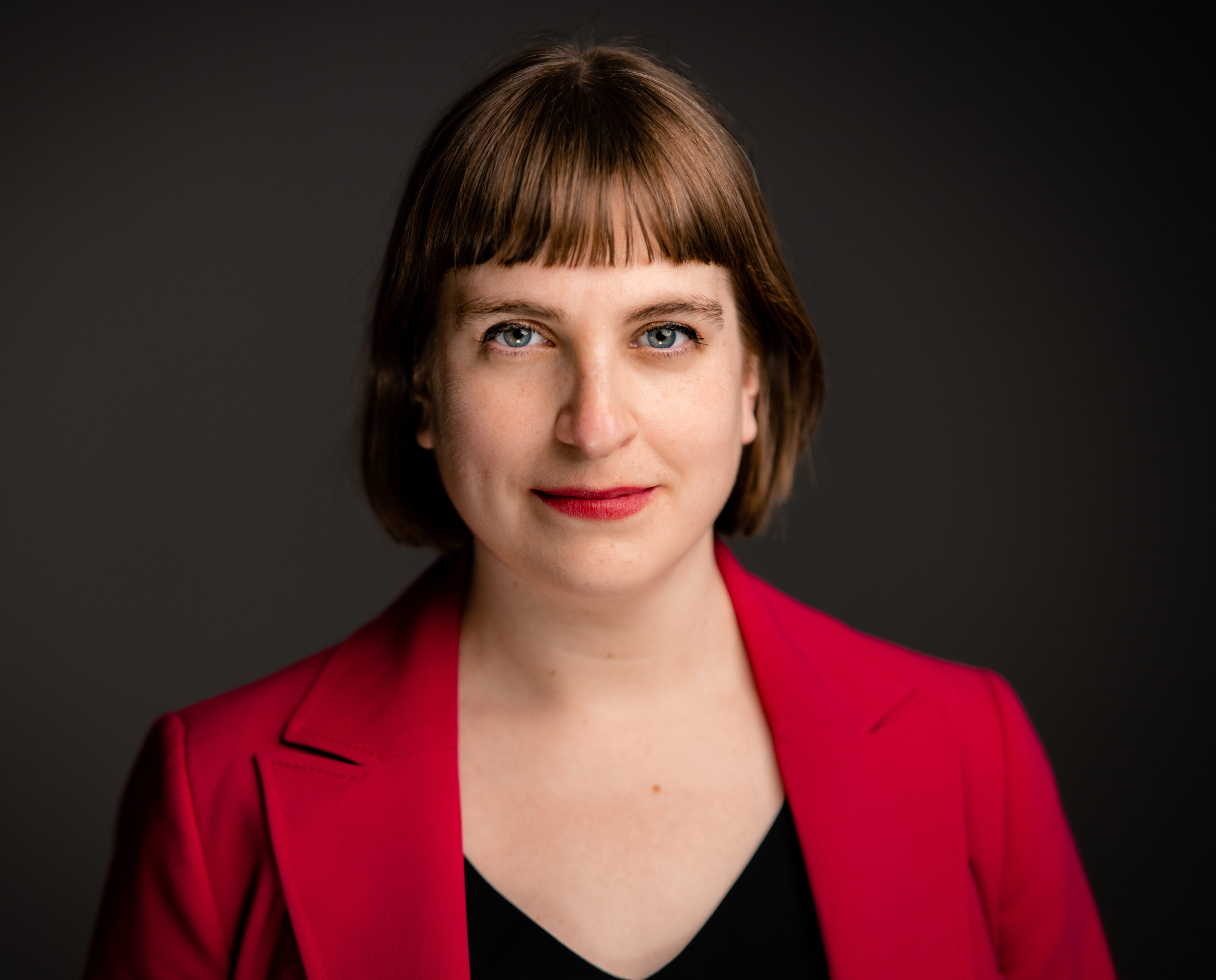 Juliane Gallant headshot