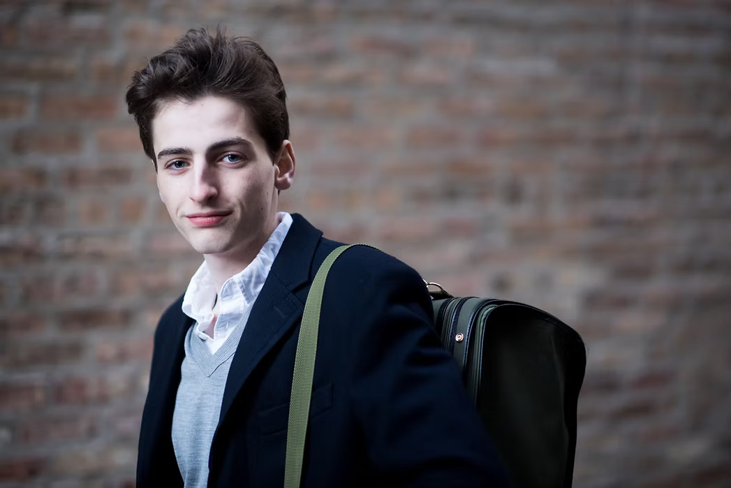 Joshua Brown headshot