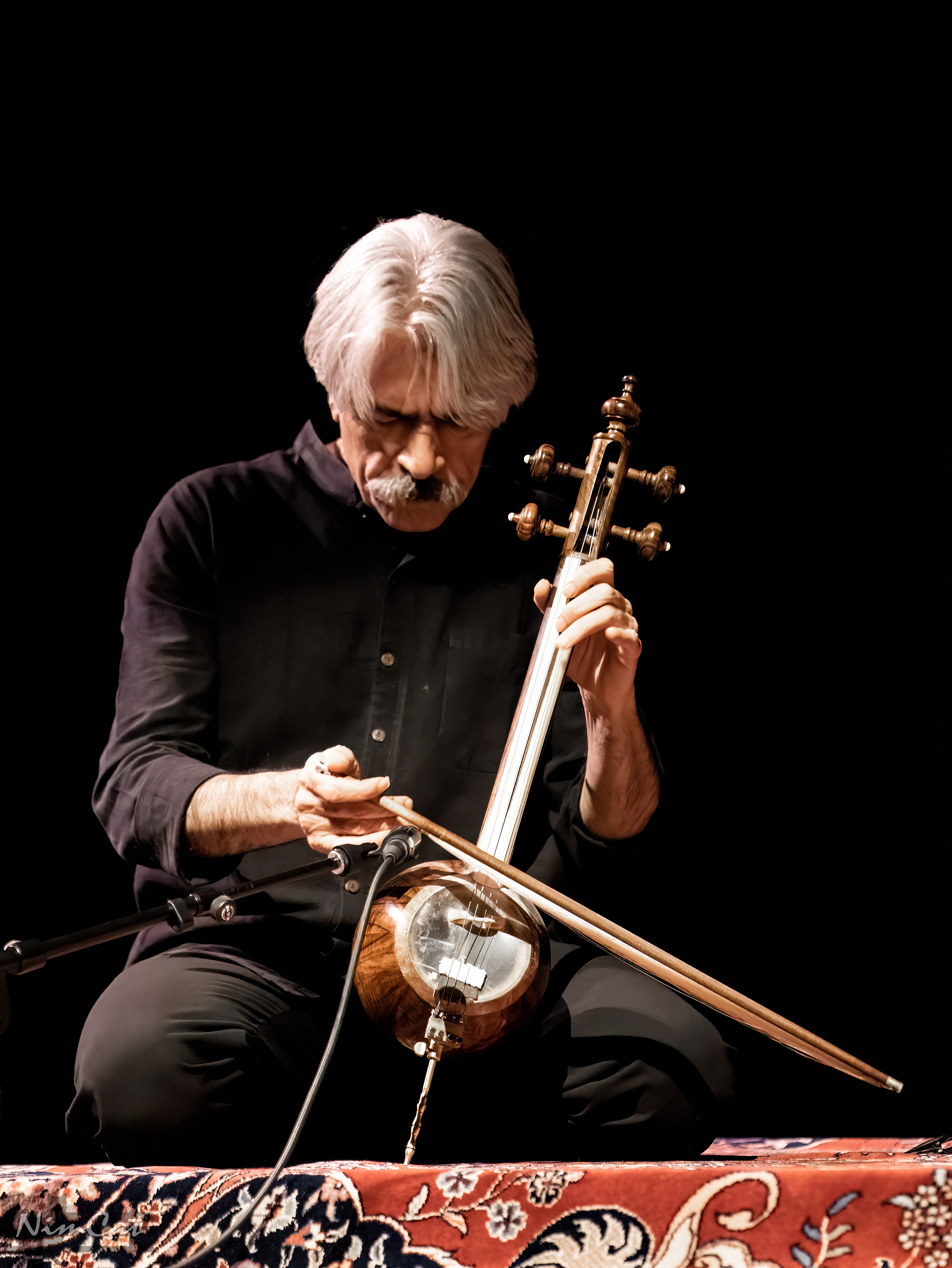 Kayhan Kalhor headshot