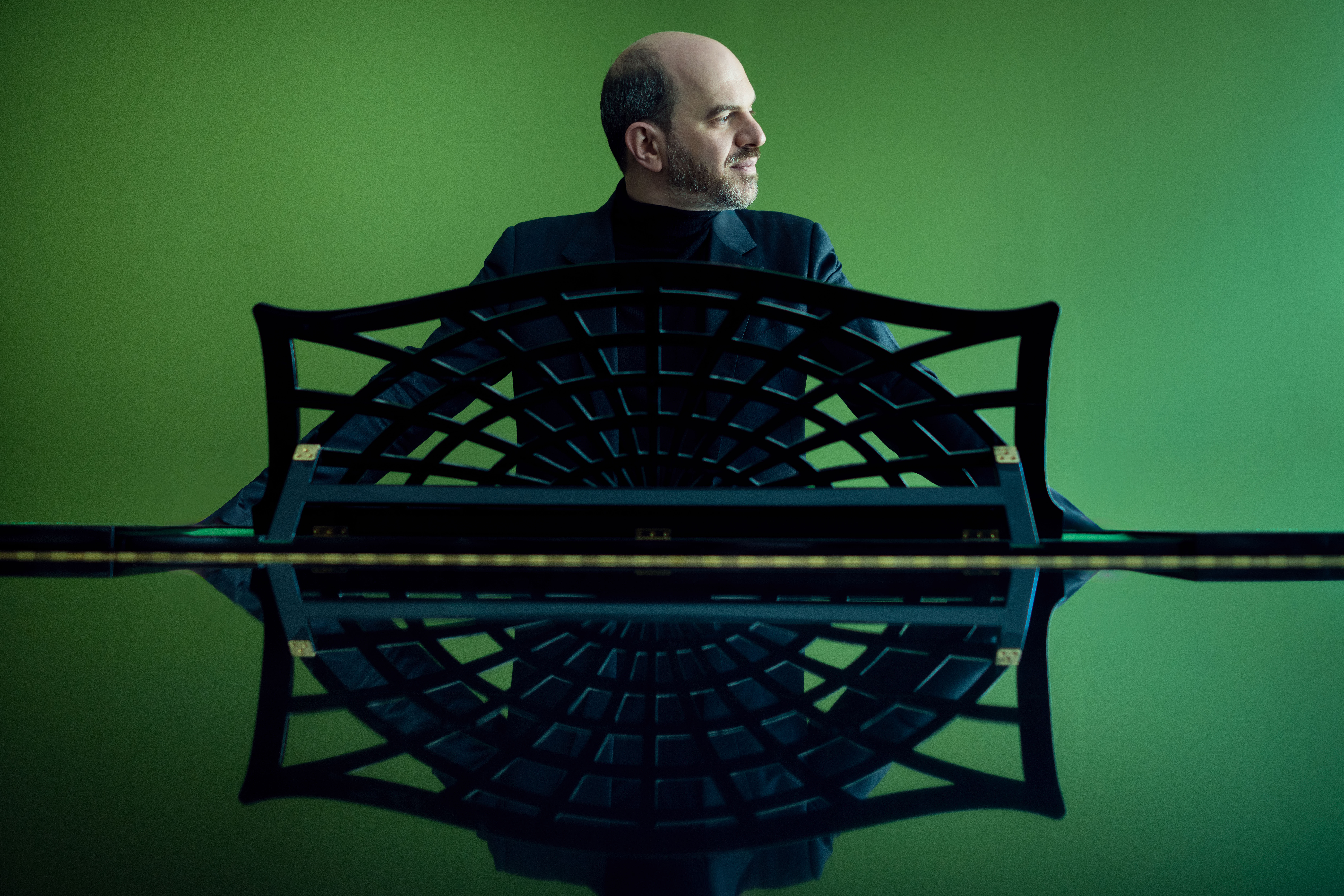 Kirill Gerstein headshot