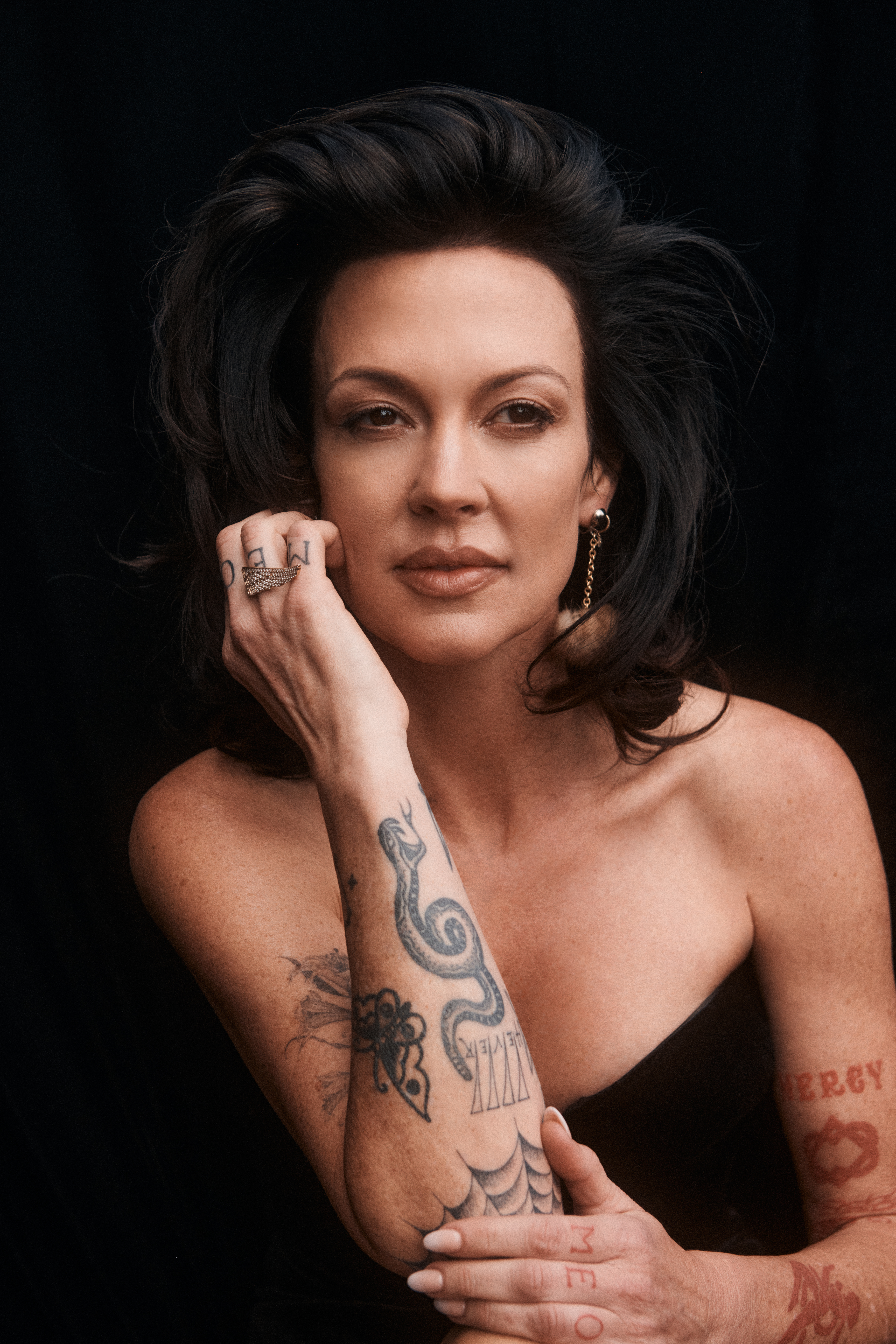 Amanda Shires headshot