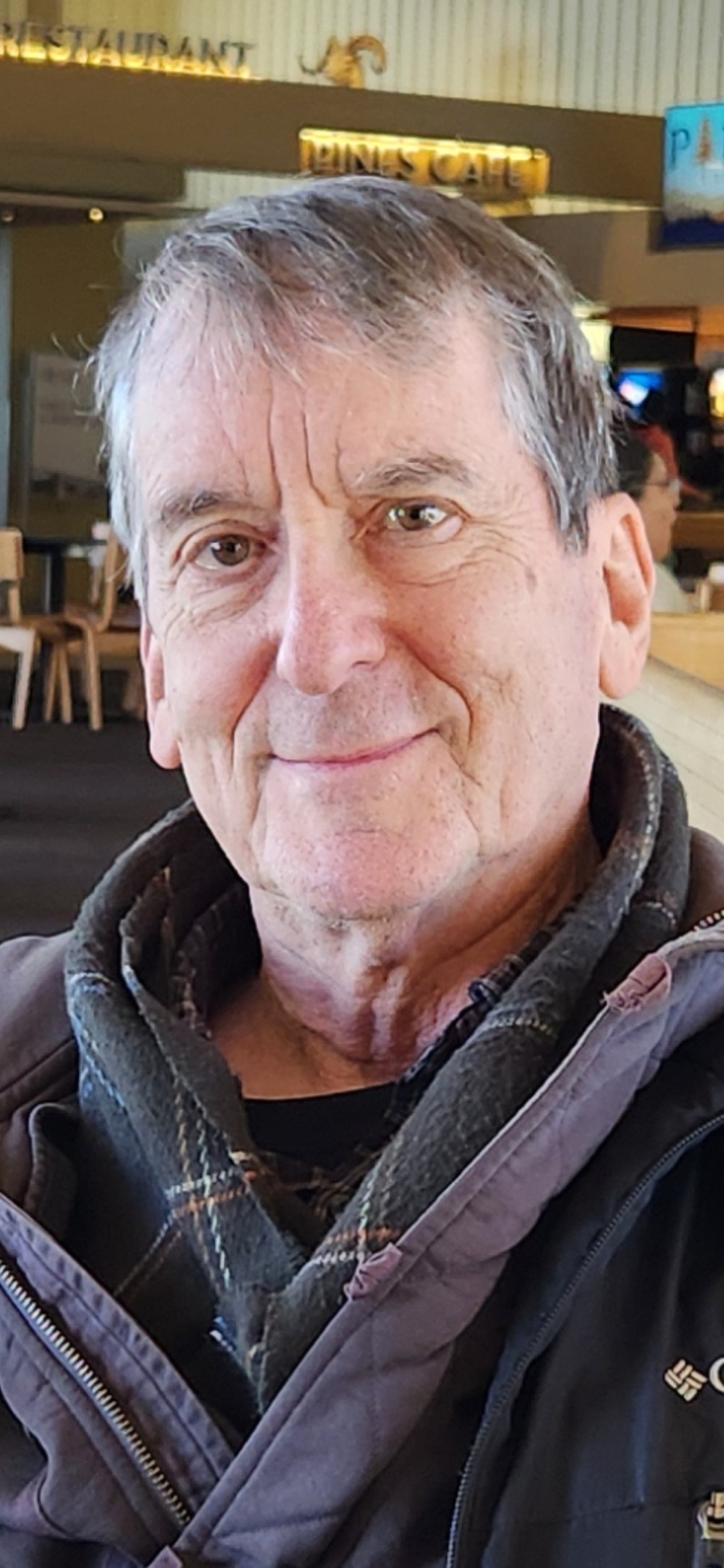 Marc Mandel headshot