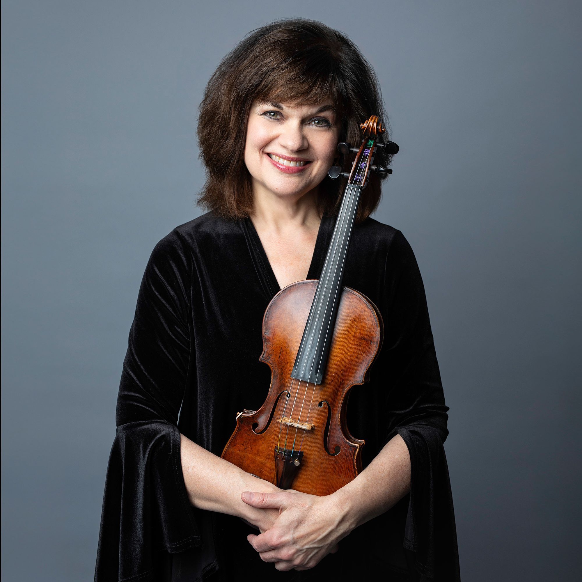 Catherine French headshot with violin