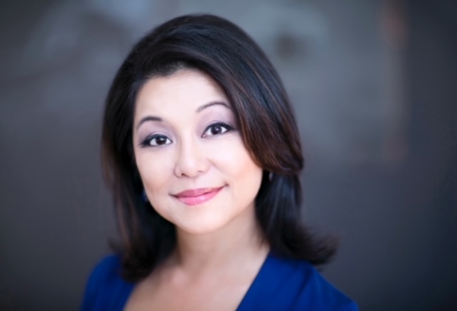 portrait of Janet Wu