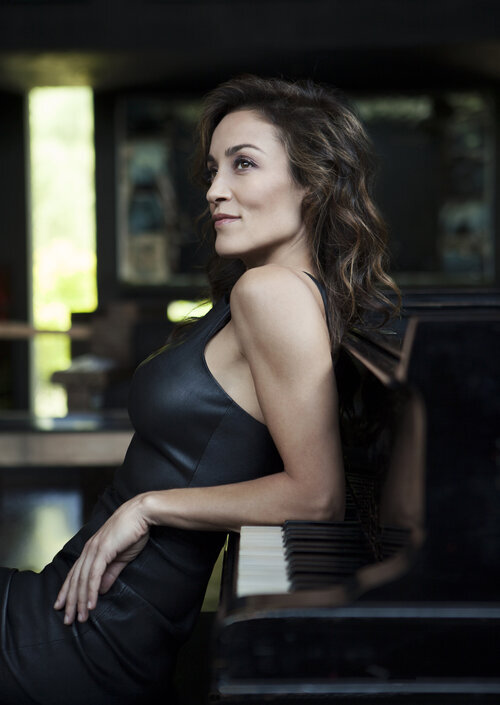 Marta Aznavoorian headshot