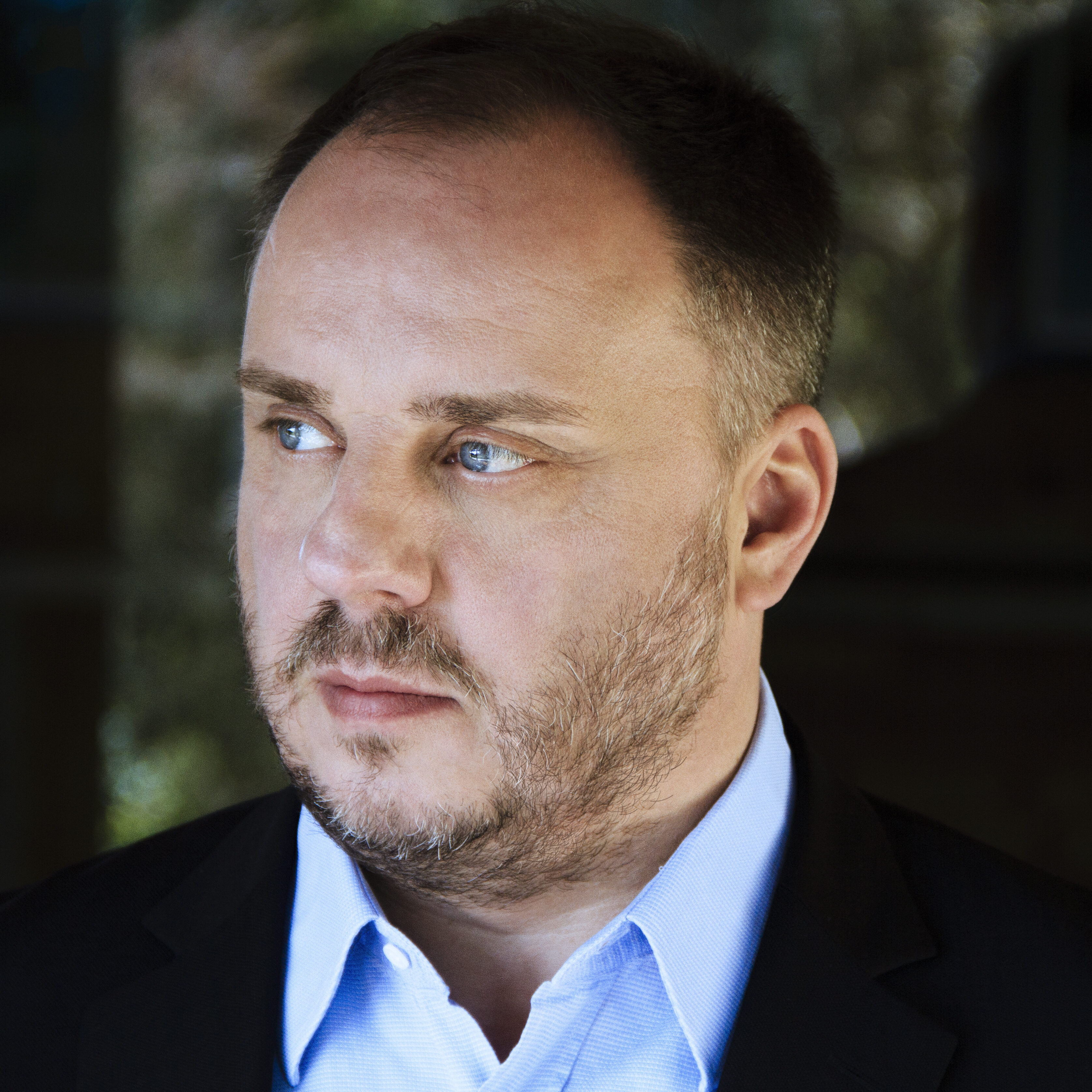 A headshot of Matthias Goerne