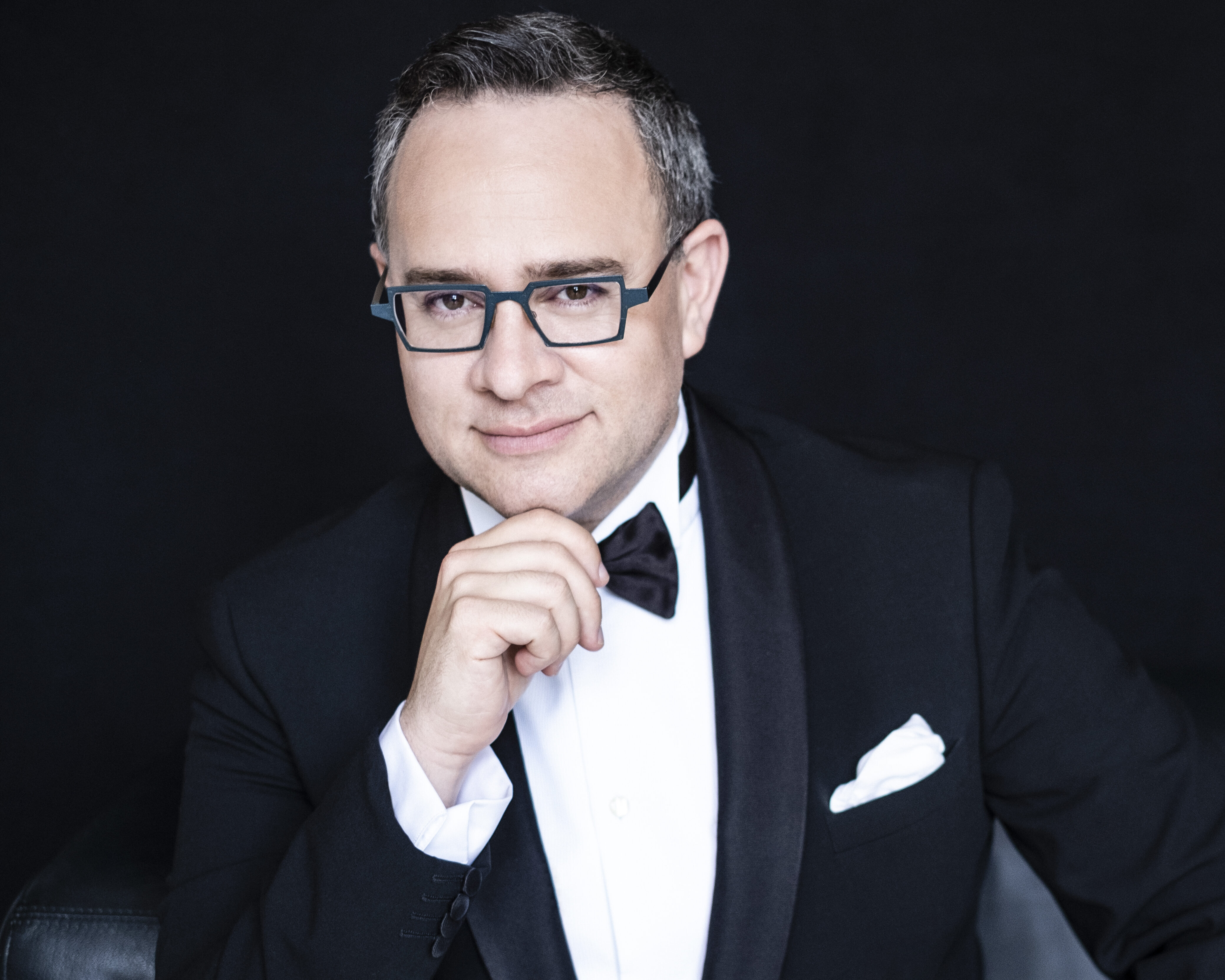 Headshot of Patrick Carfizzi