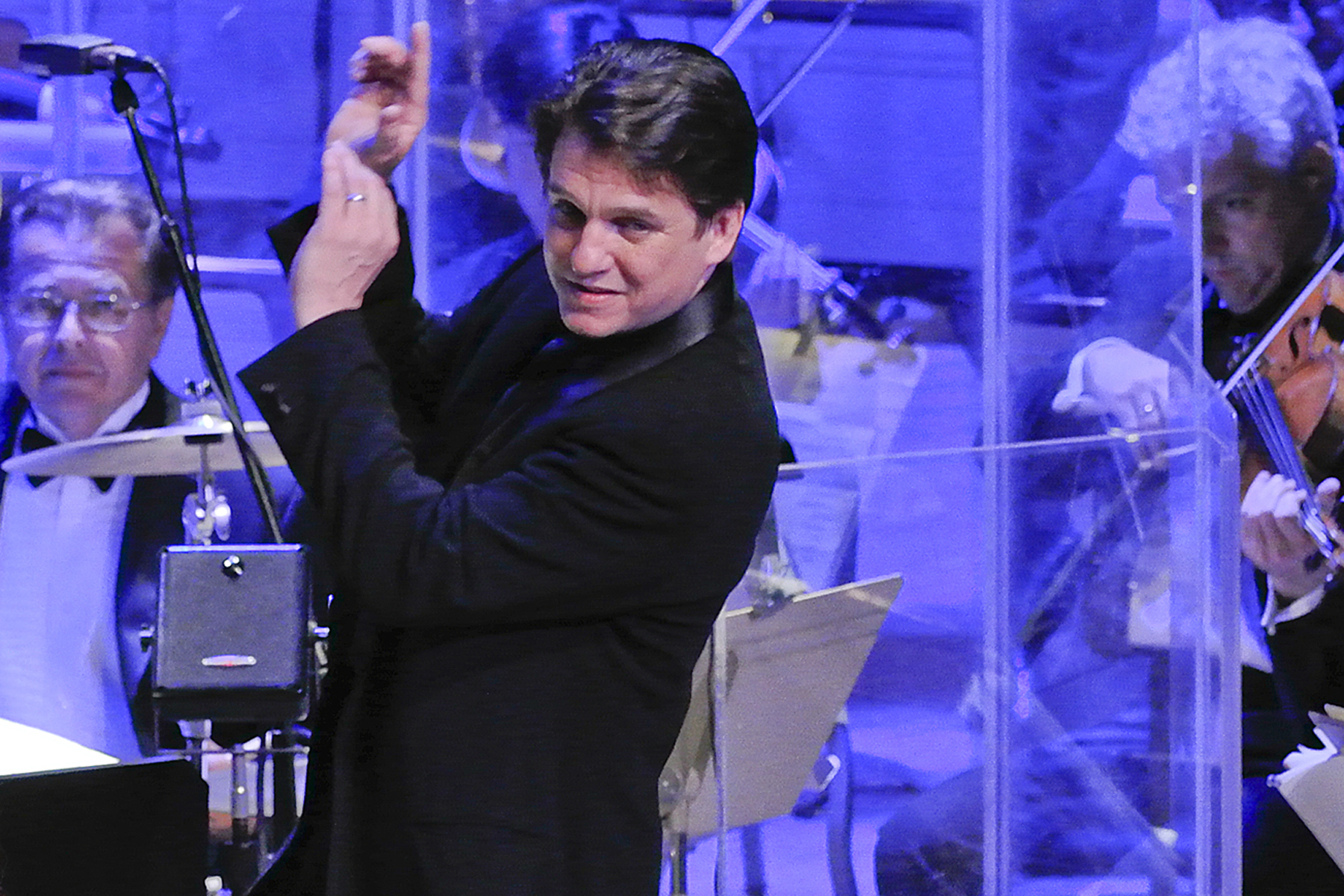 Keith Lockart conducting the Boston Pops.