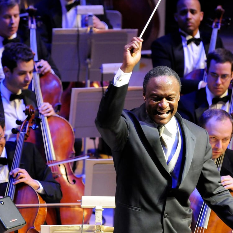 Thomas Wilkins conducting