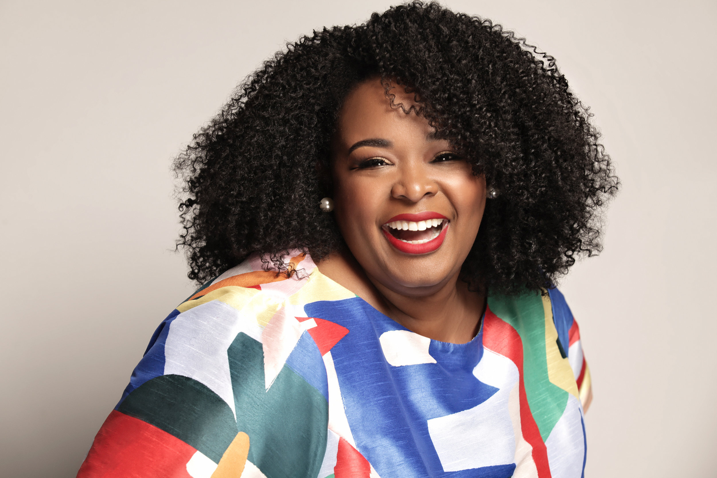 portrait of conductor Alyisia Lee