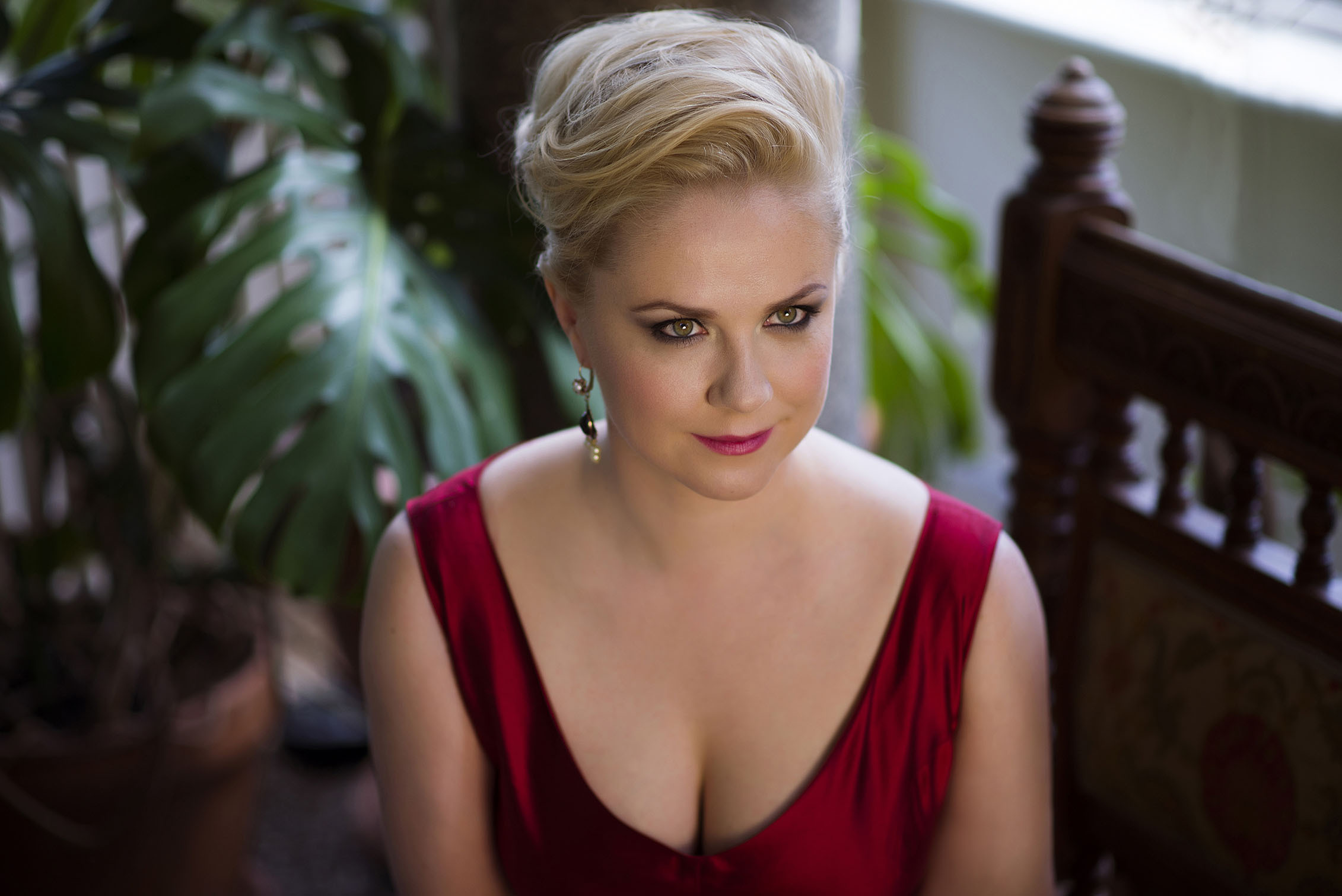 Sofia Fomina sitting outside