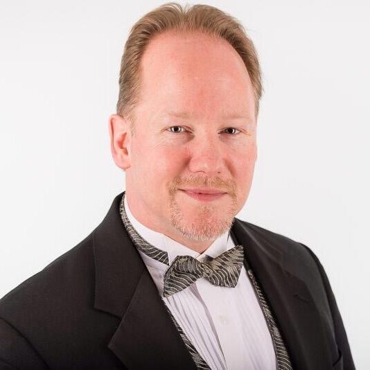 Kevin J McDonald Headshot