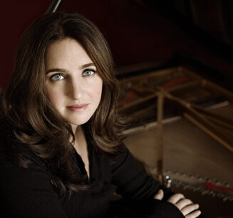 Simone Dinnerstein headshot