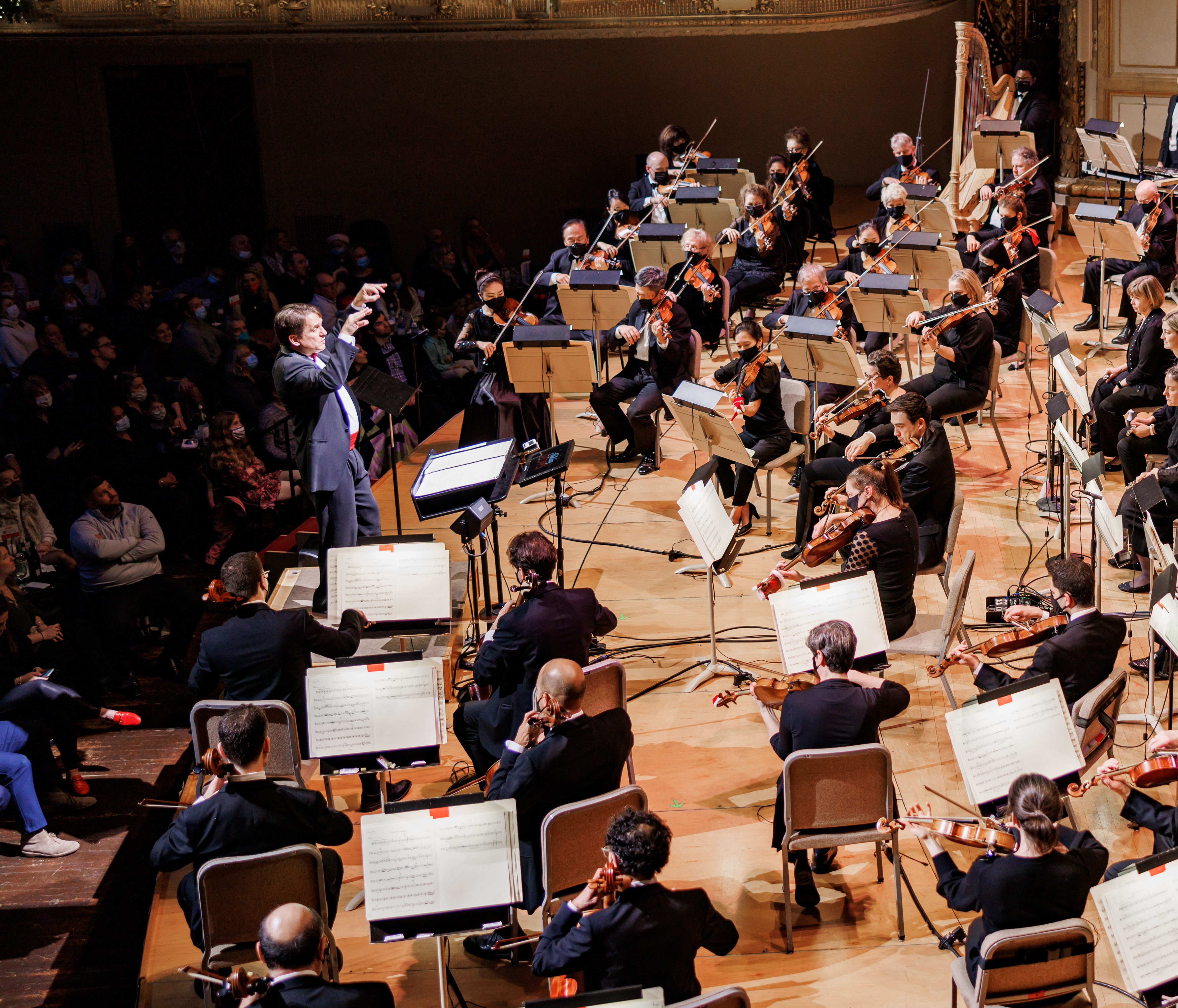 Keith Lockhart conducts the Boston Pops onstage at Symphony Hall.