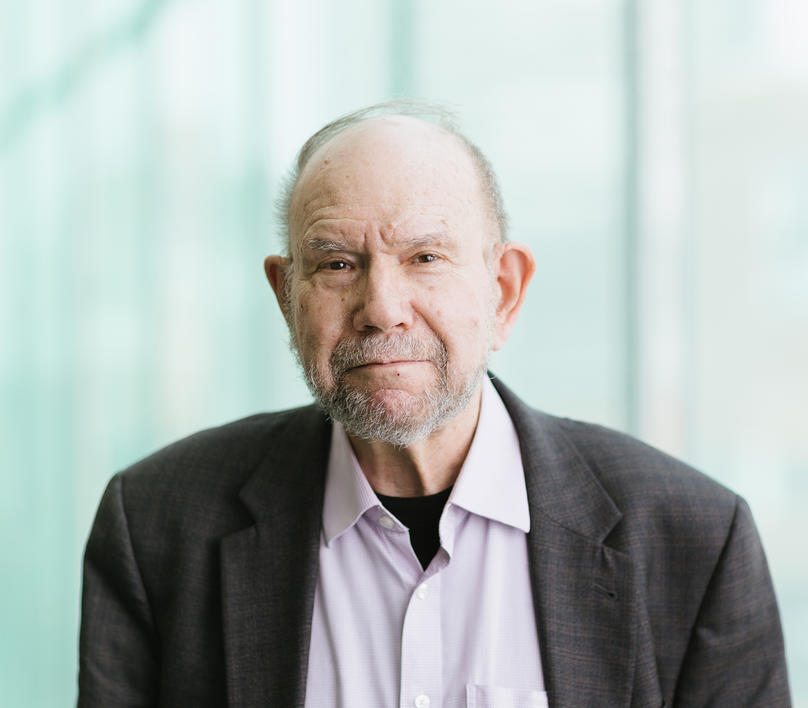 Samuel Rhodes headshot