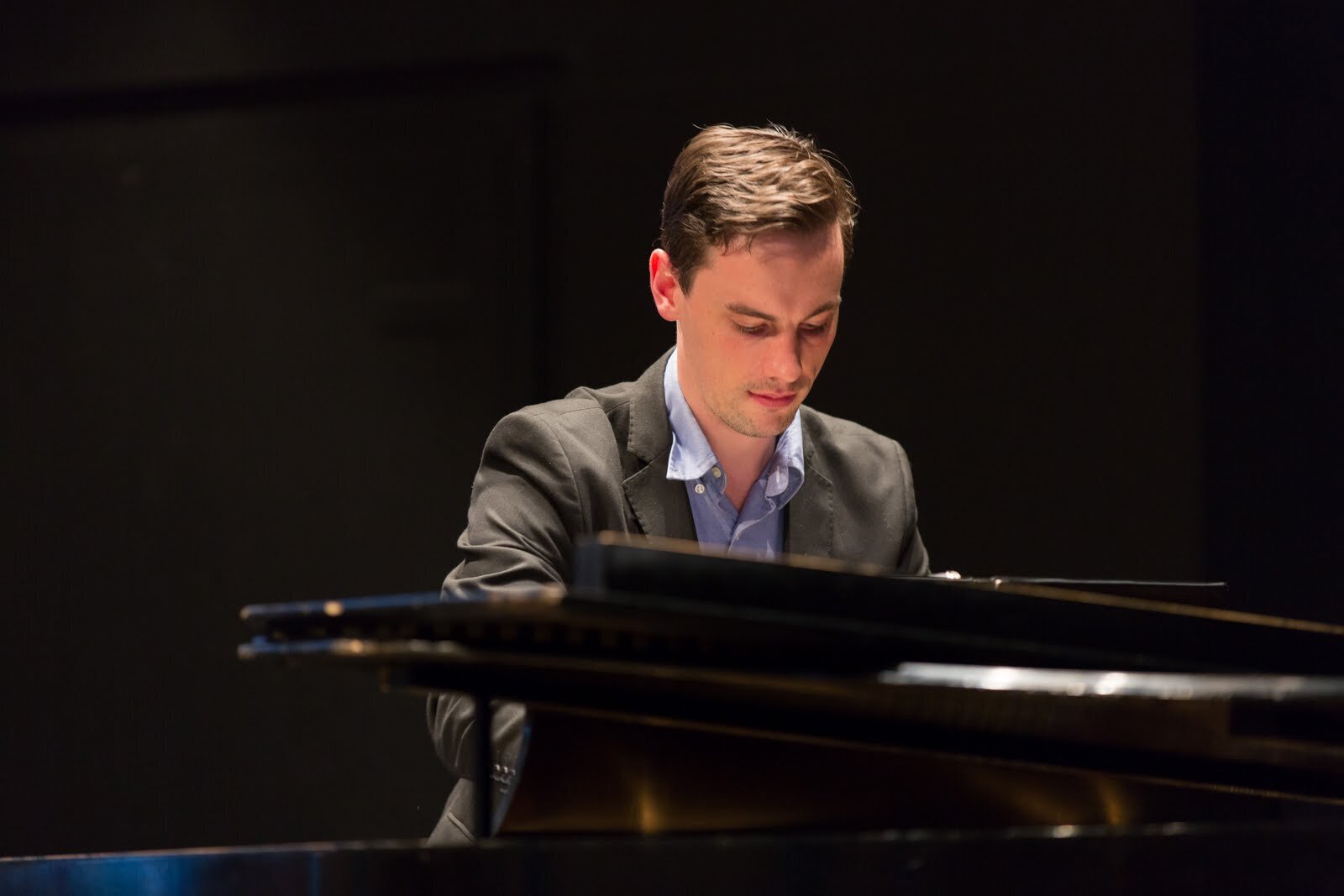Eric Sedgwick playing the piano