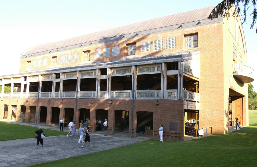 People coming and going from Ozawa Hall in Tanglewood