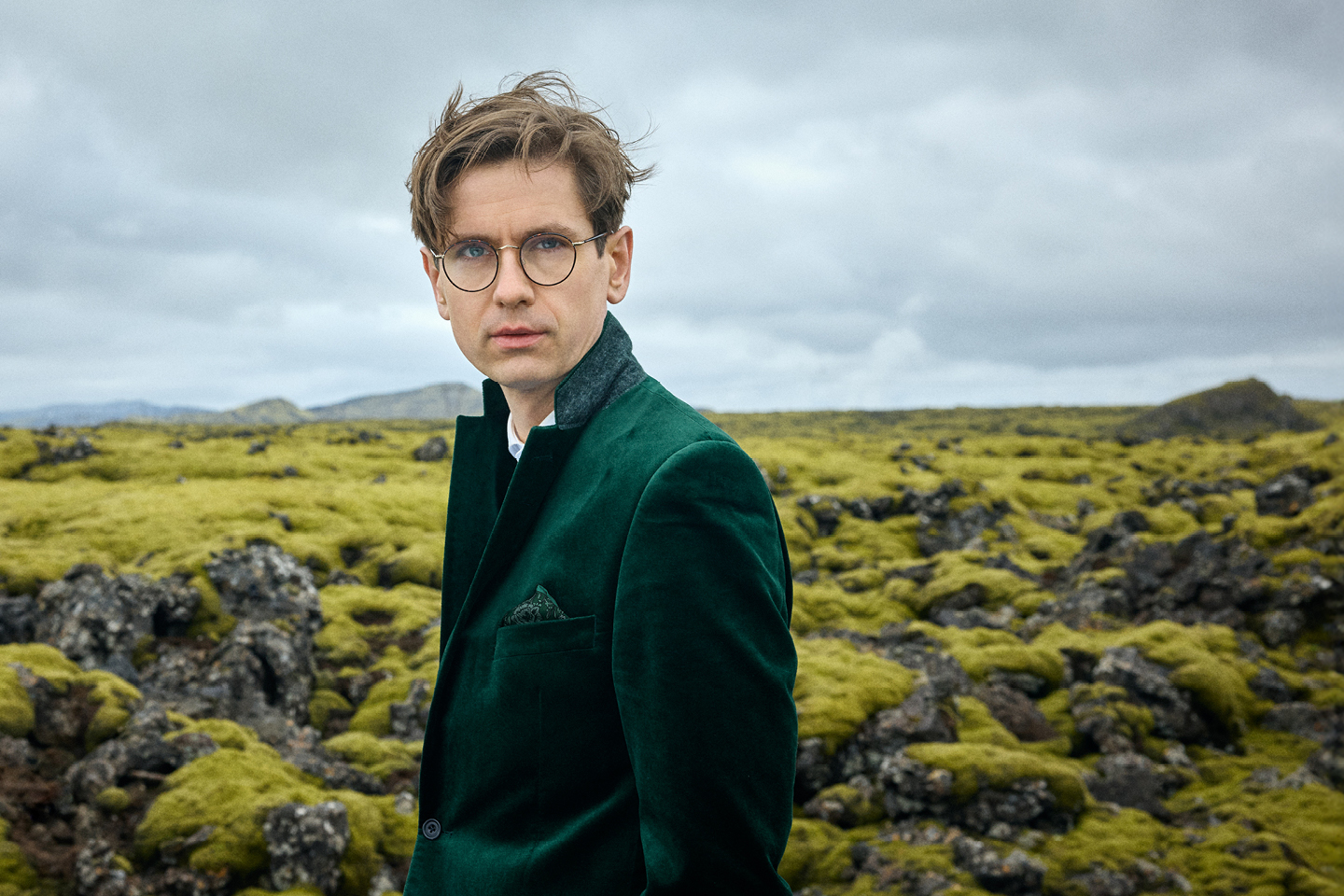 Víkingur Ólafsson headshot